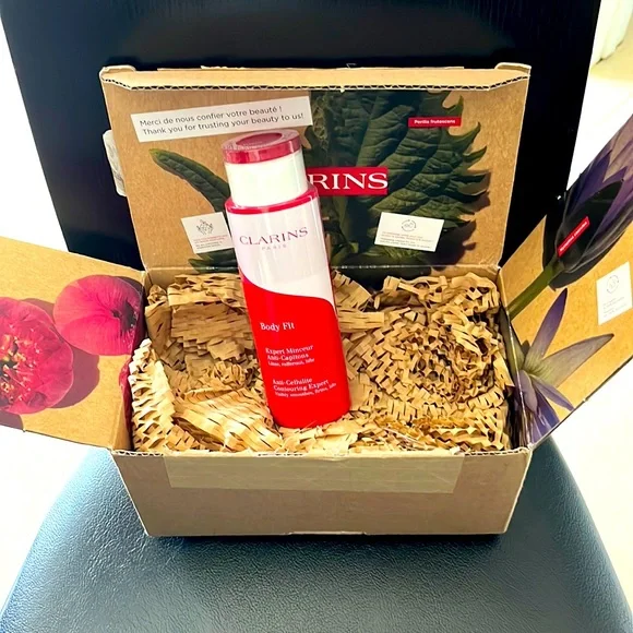 Clarins body fit. NIB.No further discount.Price just reduced!Brand new!